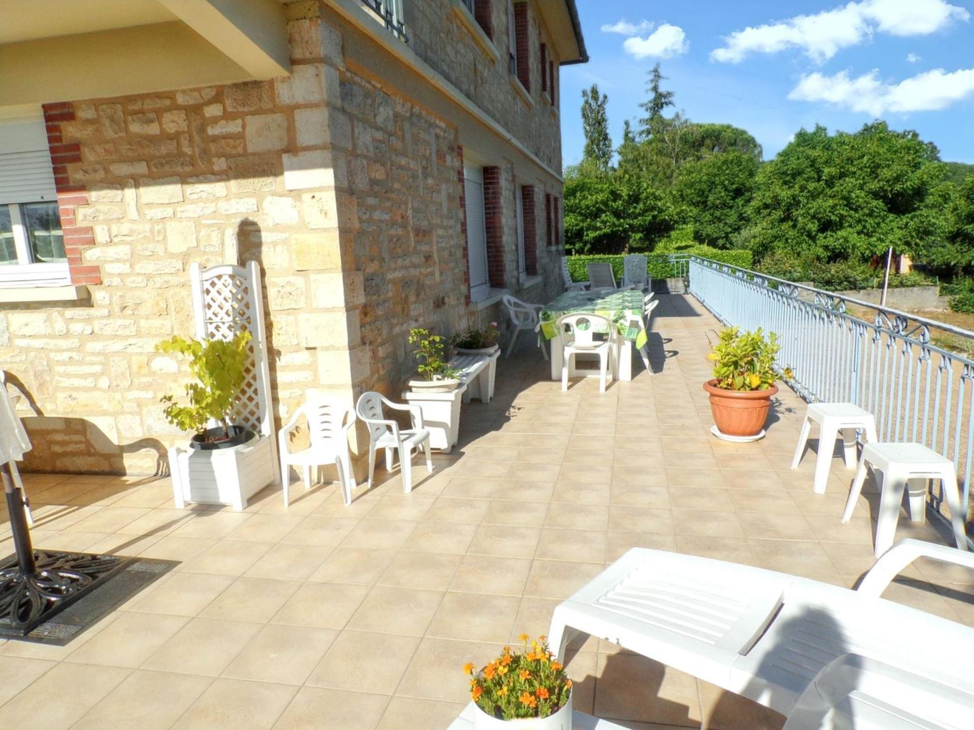 Appartement Charmant A Toulonjac Avec Jardin Et Terrasse 110 M² Bagian luar foto